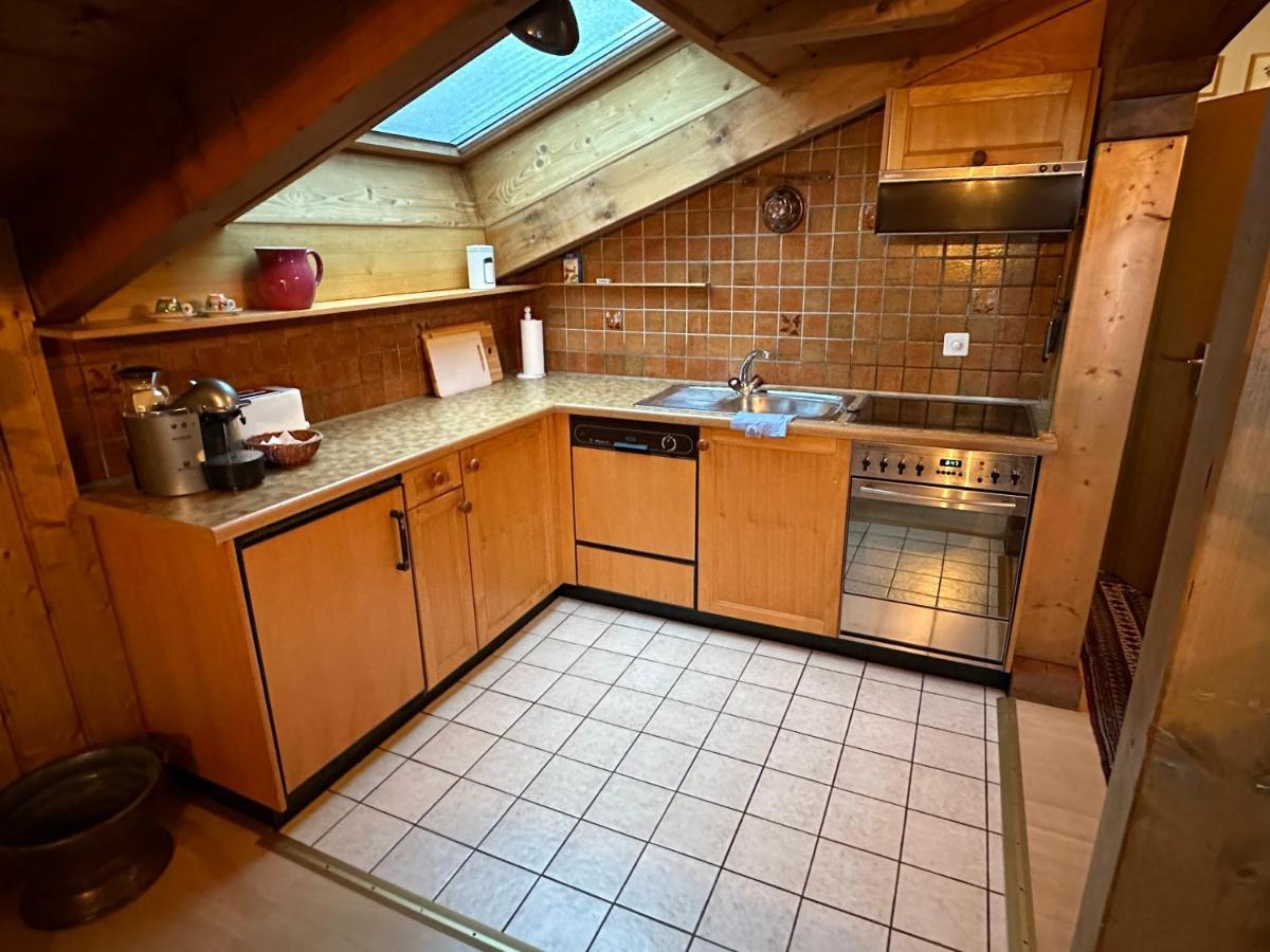 Dachwohnung Mit Charme Im Haus Luchre, Zermatt Bagian luar foto